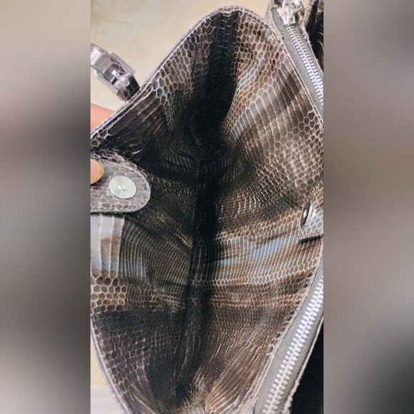 Celvin Klien Penny 3 Compartment Tote - Picture 10 of 13